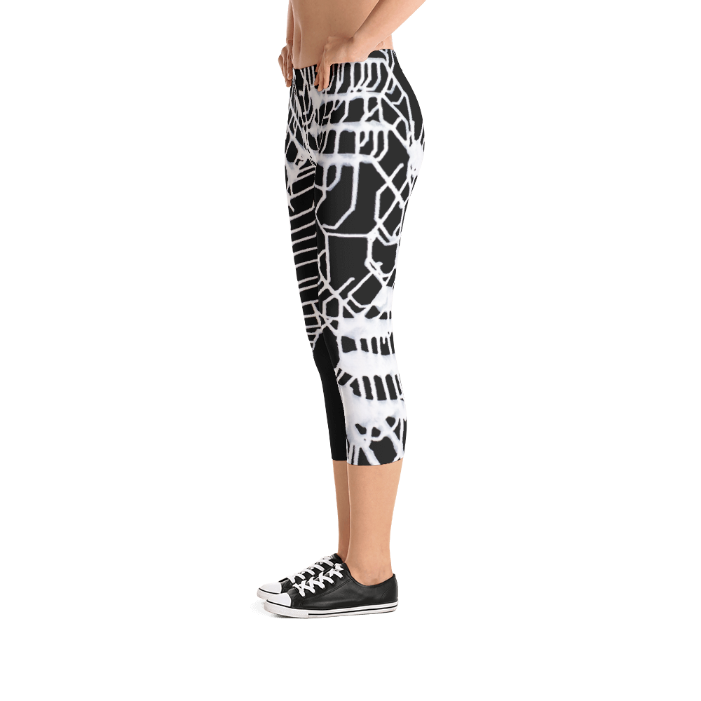 Energetic Elemental Capri Leggings